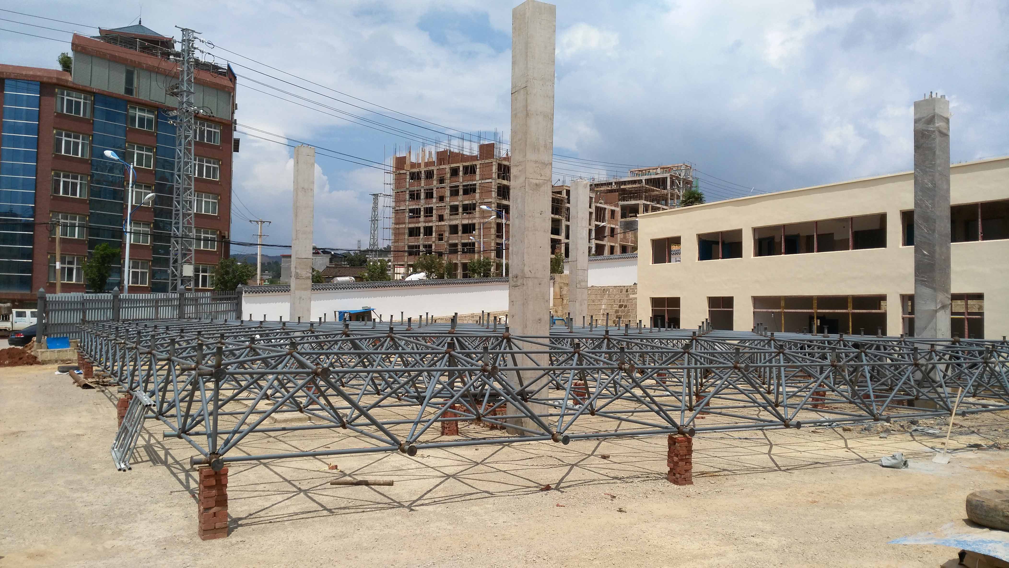 石首小型加油站网架