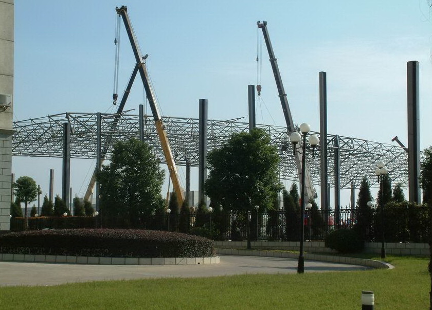 石首加油站罩棚网架