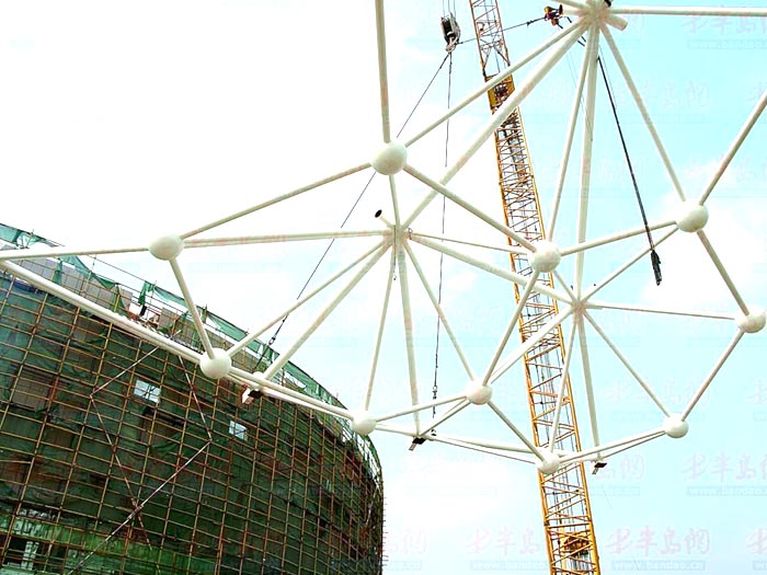 石首体育馆网架安装