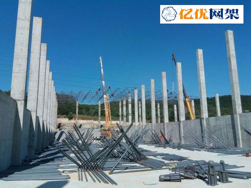 石首料棚网架设计